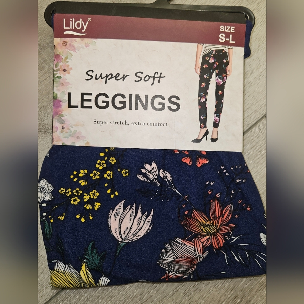 Lildy Women's Super Soft Floral Leggings - Blue
